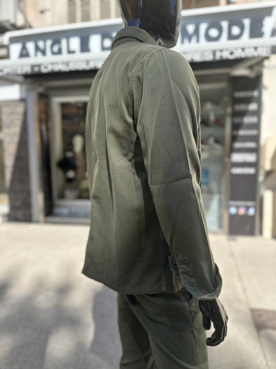 Veste légère à poches plaquées 100% coton kaki à Nice